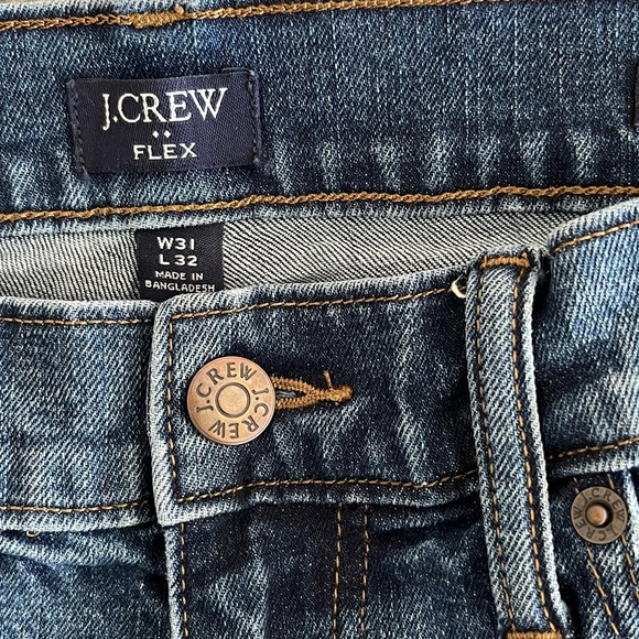 J. Crew Factory - Straight-fit jean in signature flex - Picture 5 of 7